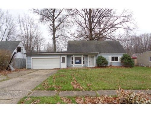 4860 Ferndale Ave, Sheffield Lake, OH 44054