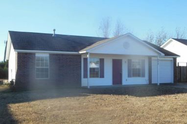 675 Oxford Ln, Claremore, OK 74017