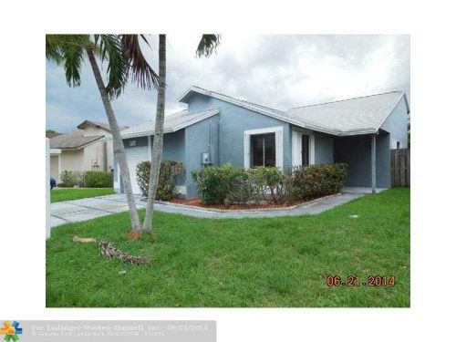 930 SW 111TH AVE, Hollywood, FL 33025