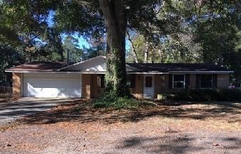 12513 Deerfield Rd, Savannah, GA 31419