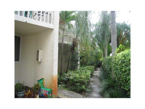 1114 N 17 AV # 3, Hollywood, FL 33020