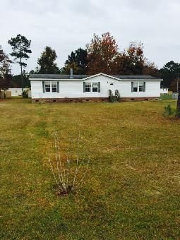 304 N Red Maple Ct, Swansboro, NC 28584