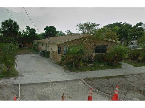 113 NW 13 AV, Dania, FL 33004