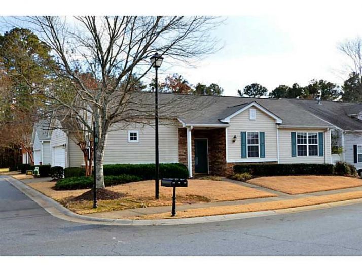 330 Windcroft Circle Nw, Acworth, GA 30101