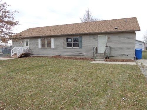 125 N Calkey St, Coal City, IL 60416