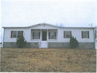 1632 Pleasant Grove Rd, Westmoreland, TN 37186