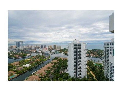 21205 YACHT CLUB DR # 3209, Miami, FL 33180