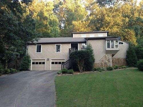 325 Roswell Hills Court, Roswell, GA 30075