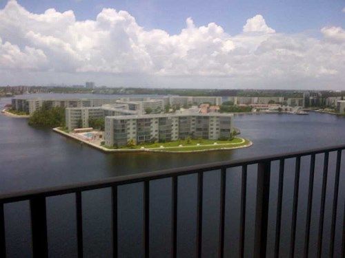 18151 NE 31 CT # 1405, North Miami Beach, FL 33160