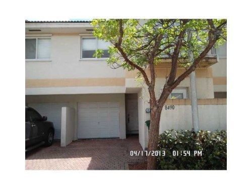 8490 LAGOS DE CAMPO BL # 8490, Fort Lauderdale, FL 33321