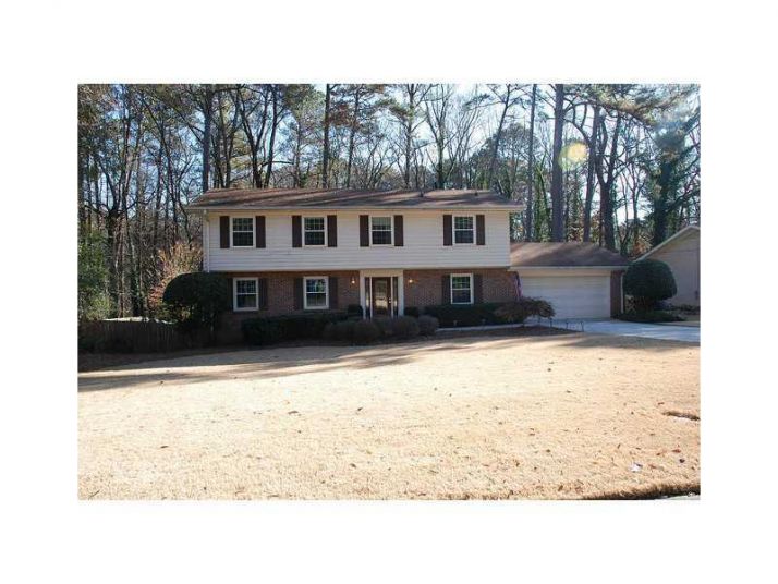 4272 Huntington Circle, Atlanta, GA 30338