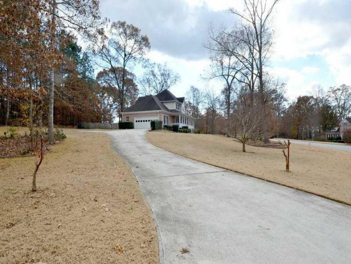 593 Summer Ridge Drive, Villa Rica, GA 30180