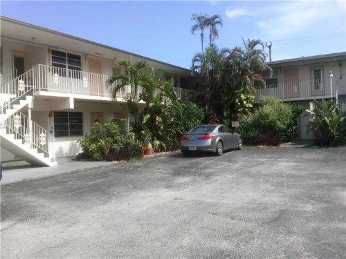 1830 CLEVELAND # 9, Hollywood, FL 33020