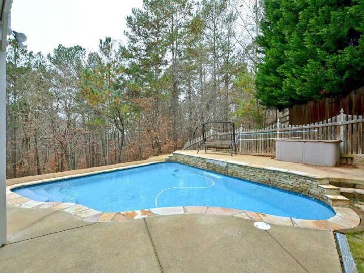 517 Lakewood Court, Canton, GA 30114