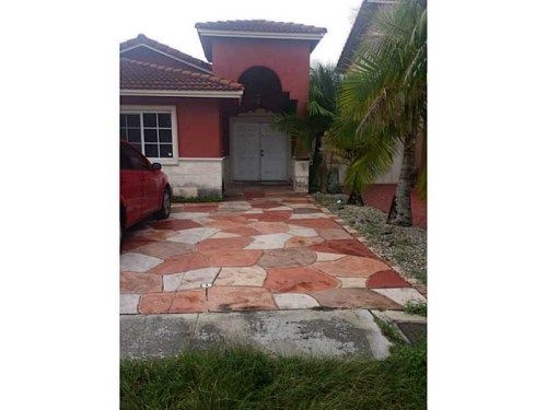 9884 NW 123 ST, Hialeah, FL 33018