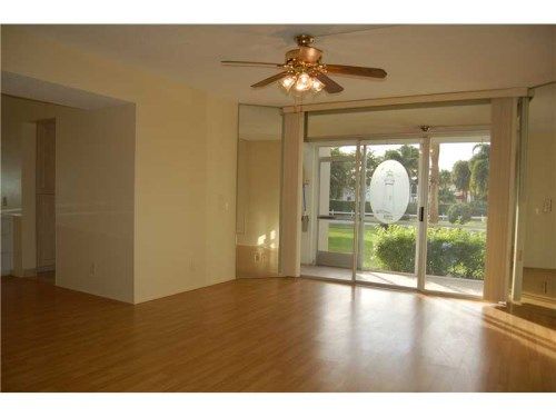 3590 VIA POINCIANA # 115, Lake Worth, FL 33467