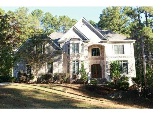 310 Hannaford Drive, Roswell, GA 30075