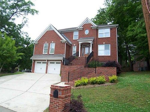 1190 Pine Grove Avenue, Atlanta, GA 30319