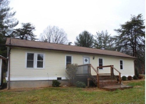 3169 Bobcat Ln, Blacksburg, VA 24060