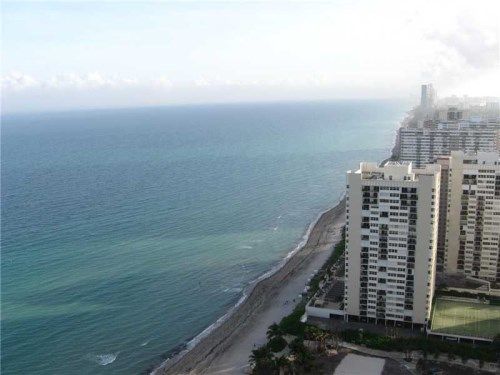 1830 S OCEAN DR # 3504, Hallandale, FL 33009