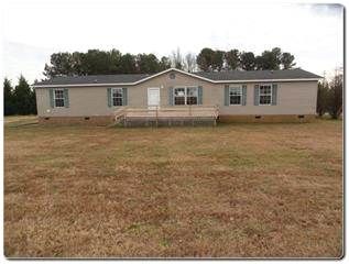 87 W Locklevel Dr, Kenly, NC 27542