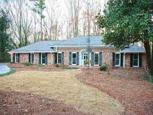 990 Hickory Oak Hollow, Roswell, GA 30075