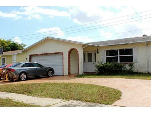 8040 NW 44 CT, Fort Lauderdale, FL 33351