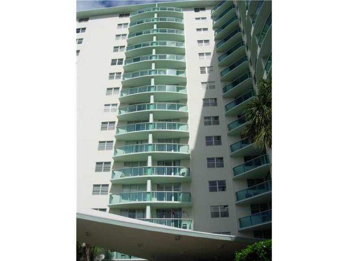 3801 S OCEAN DR # 5X, Hollywood, FL 33019