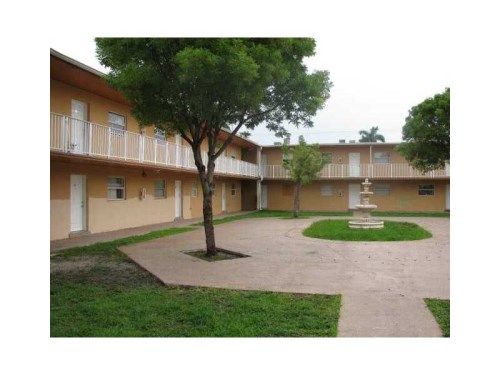 1245 W 24 ST # 221, Hialeah, FL 33010