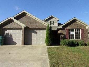 16401 Pottery Lane, Moundville, AL 35474