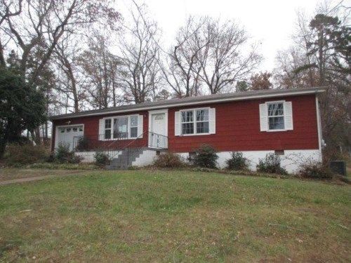 141 Pine St, Rossville, GA 30741