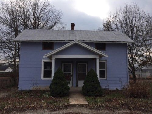 302 E Main St, Marthasville, MO 63357