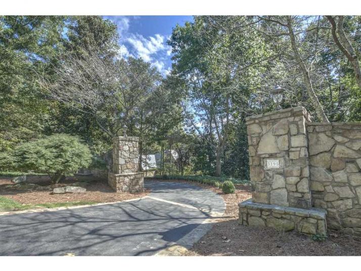 3195 Paces Bend Court, Atlanta, GA 30327