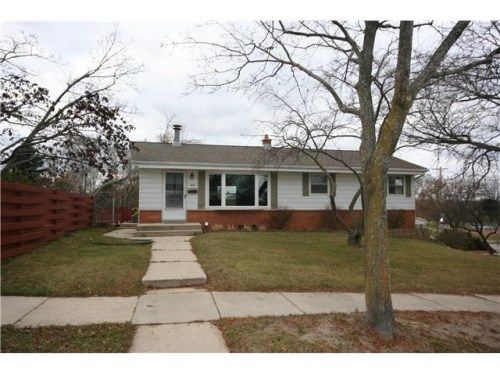 606 Eastern Ave, West Bend, WI 53095