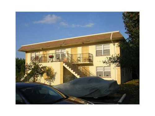 12 NE 14TH AV, Pompano Beach, FL 33060