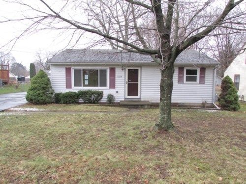 6039 Schafer Rd, Lansing, MI 48911