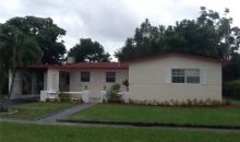 611 SW 64TH WY Hollywood, FL 33023