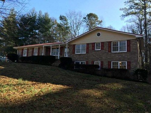 4040 Dr Bramblett Road, Cumming, GA 30028