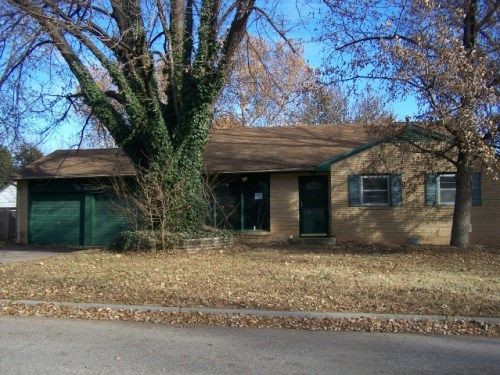 126 N Jefferson Ave, Sedgwick, KS 67135