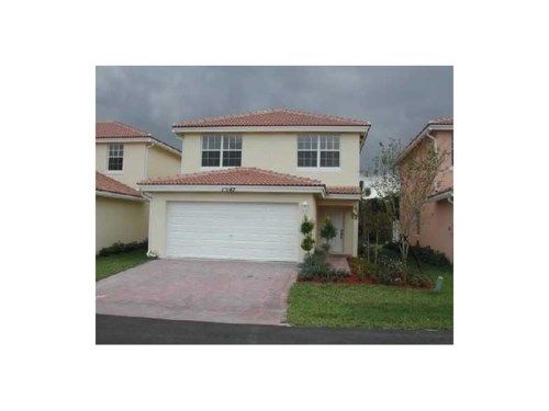 11942 DONLIN DR, West Palm Beach, FL 33414