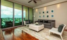 1455 OCEAN DR # 1611 Miami Beach, FL 33139