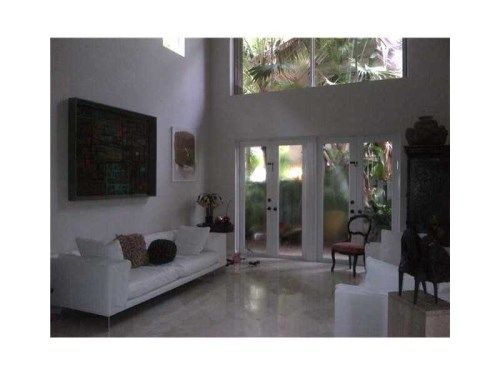 19456 40 CT, North Miami Beach, FL 33160