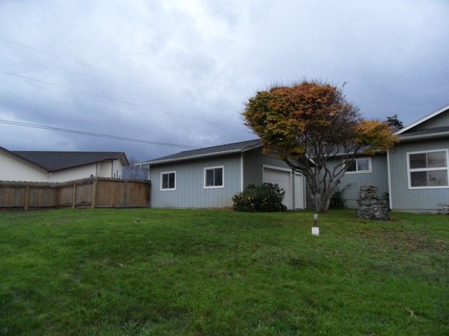 1307 Douglas St, Crescent City, CA 95531