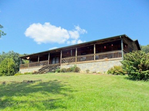 1040 Memory Way, Parrottsville, TN 37843