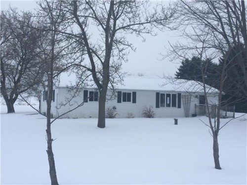 10545 Woodke Rd, Gillett, WI 54124