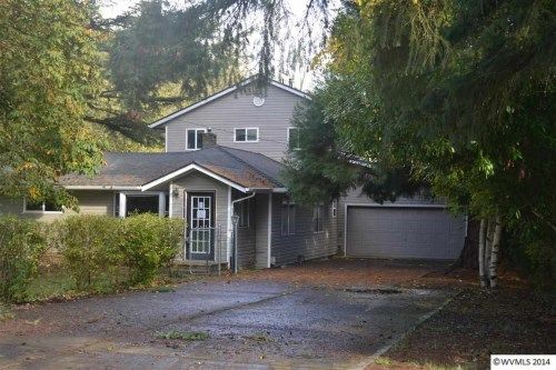 81 S 9th St, Independence, OR 97351