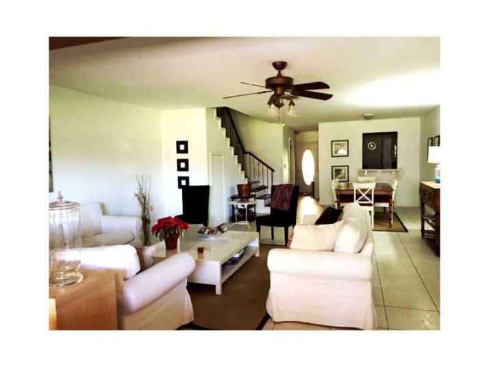 3946 ESTEPONA AV # 6D4, Miami, FL 33178