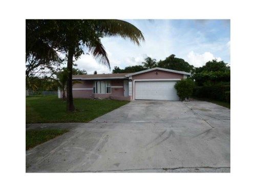 6901 NW 2ND ST, Pompano Beach, FL 33063