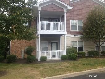 6501 Brook Bend Way Unit 127, Louisville, KY 40229