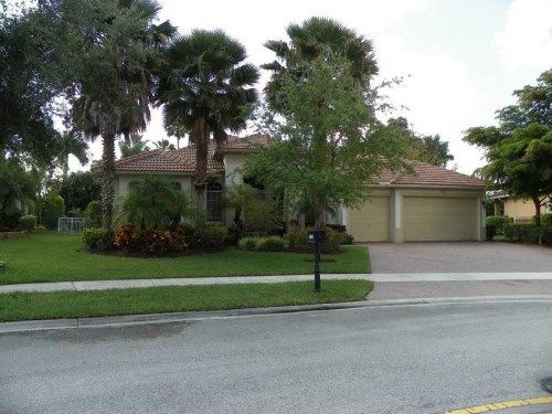 15614 SW 15 STREET, Hollywood, FL 33027